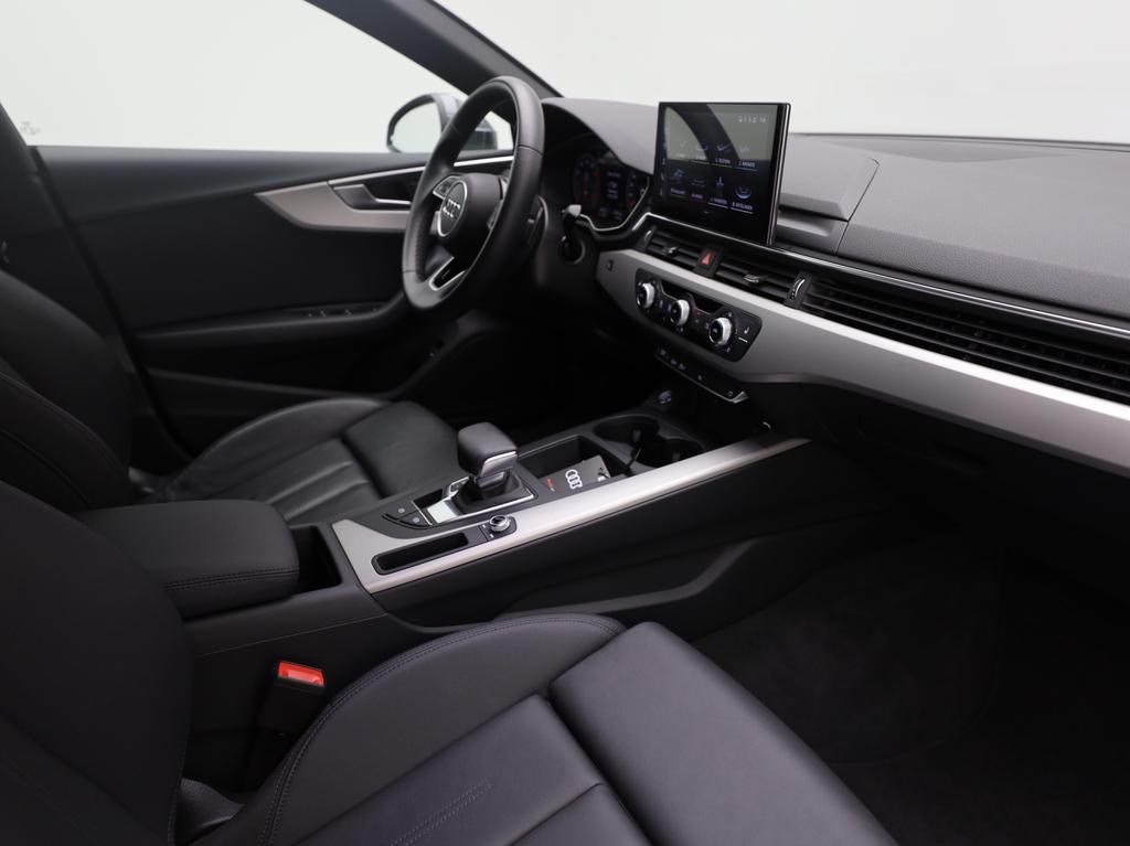 Audi A5 Sportback S-Line 35 TFSI 150pk S-Tronic Automaat / GPS / Car Play / Leder / Camera / Cruise Control / Verwarmbare Voorstoelen