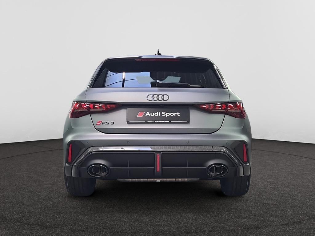 Audi RS3 Sportback 2,5 TFSI 400 PK S-TRONIC QUATTRO