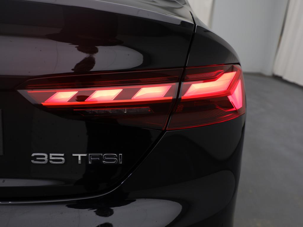 Audi A5 Sportback S-Line 35 TFSI 150pk S-Tronic Automaat / GPS / Car Play / Leder / Camera / Cruise Control / Verwarmbare Voorstoelen