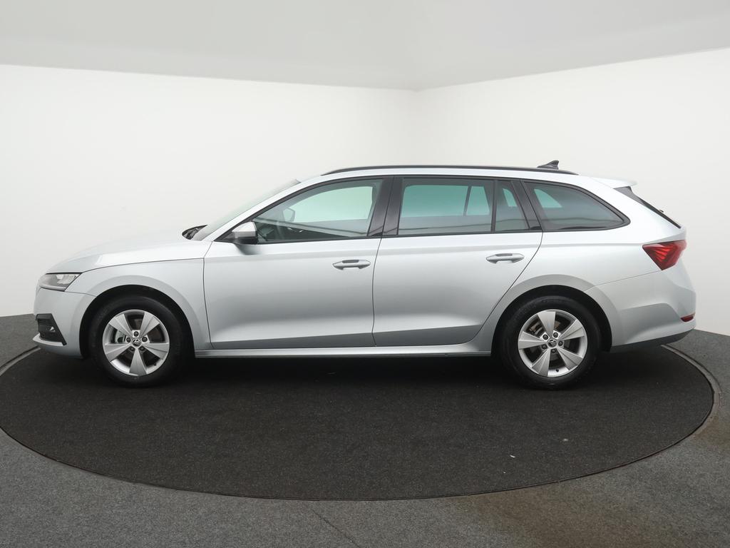 Skoda Octavia Combi Ambition 1.5TSI 150PK *AUTOMAAT*NAVI*APP CONNECT*ZETELVERWARMING*BLTH*CRUISE*PDC