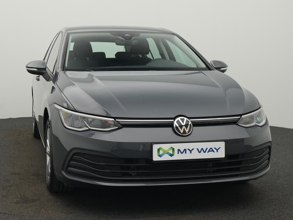 Volkswagen Golf VIII Life 1.0 l eTSI  81 kW (110 PS) 7-speed DSG