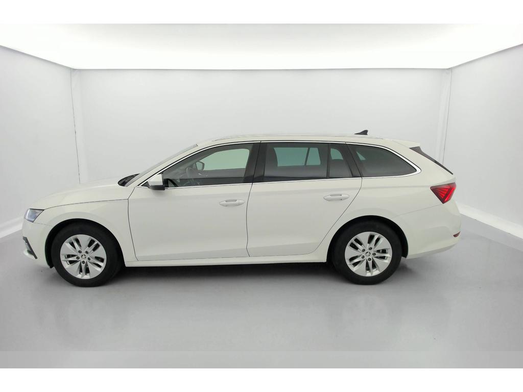 Skoda Octavia Combi Ambition 2.0TDI 85kW (115ch) 6V * SIEGES CHAUFF * GPS * APP-CONNECT *