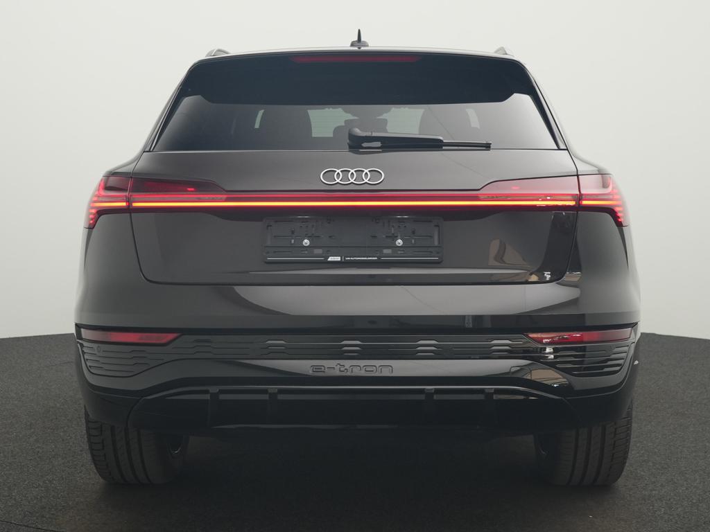 Audi Q8 e-tron S line 50 e-tron Quattro 250,00 kW