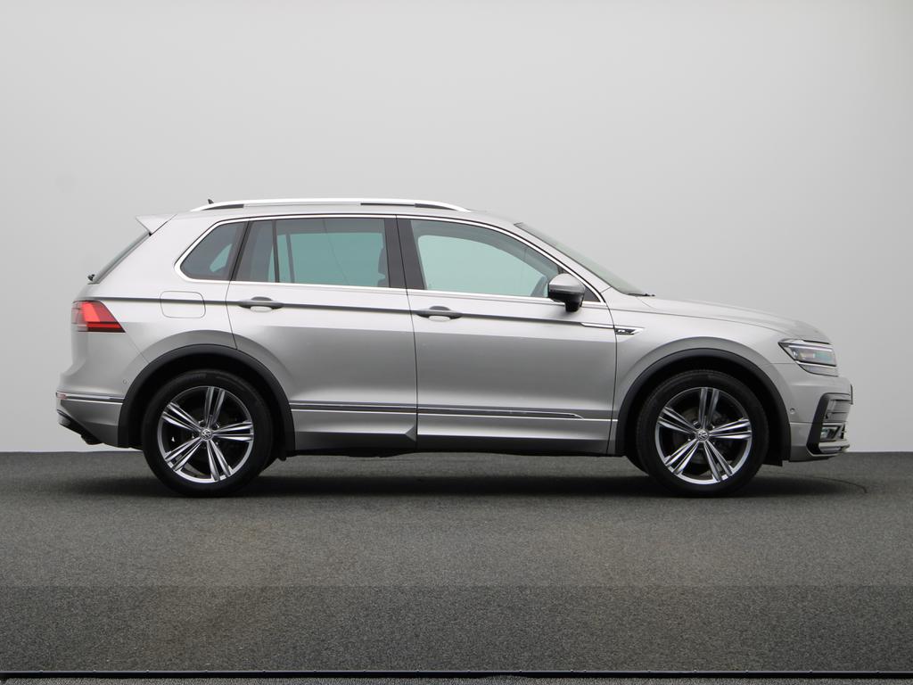 Volkswagen Tiguan R-LINE 1,5 TSI 150 PK DSG-7 AUTOMAAT