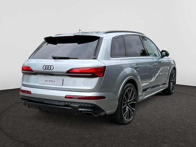 Audi Q7 60 TFSI e Quattro PHEV S line Tiptronic (360 kW)