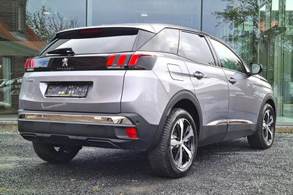 Peugeot 3008 Allure - 1.2 turbo *AUTOMAAT*