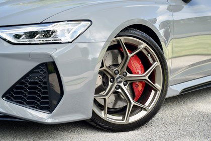 Audi RS6 Quattro Performance/PANO/22"/B&O/LICHTE VRACHT/BTW