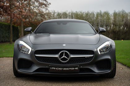 Mercedes AMG GT S COUPE / 510 PS / PANO / BURMESTER/ FIRST OWNER