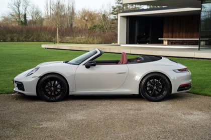 Porsche 992 CABRIO / SPORT EXHAUST / VOLLEDER / BOSE / CHRONO