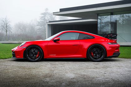 Porsche 992 GT3 / MANTHEY KIT / CLUB SPORT / CARBON SEATS / 90L