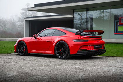 Porsche 992 GT3 / MANTHEY KIT / CLUB SPORT / CARBON SEATS / 90L