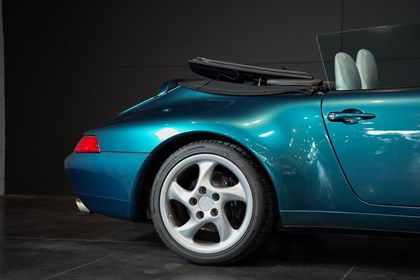 Porsche 993 CABRIO / MANUAL / VARIORAM / PTS / ONLY 69 000 KM