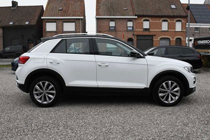 Volkswagen T-Roc 1.0 TSI Style OPF*TREKHAAK*PDC*NAVIGATIE*BTW WAGEN