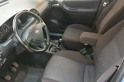 Opel Zafira 1.8i XE 16v Comfort