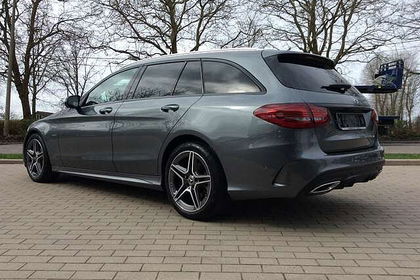 Mercedes C-Class C300 * AMG * DODEHOEK * LED * COMAND * SFEERLICHT