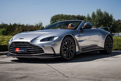 Aston Martin  V12 Roadster / 1 of 249 / Aluminite Silver