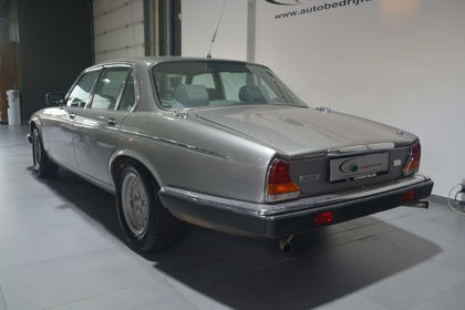 Jaguar  5.3 L V 12   OLDTIMER / ZEER MOOIE EN GOEDE ST