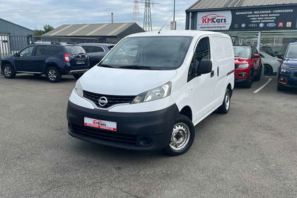 Nissan  UTILITAIRE // CAMIONNETTE // 1'iere MAIN