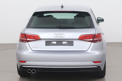 Audi A3 Sportback tfsi act sport 150 AT