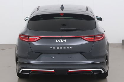 Kia ProCeed t-gdi gt-line 160 AT