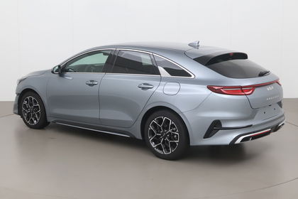 Kia ProCeed t-gdi gt-line 160 AT