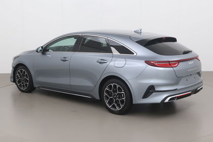 Kia ProCeed t-gdi gt-line 160 AT