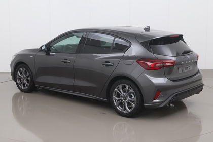 Ford Focus ecoboost st-line 125