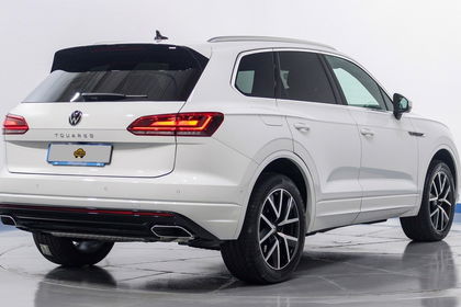 Volkswagen Touareg elegance 286 AT