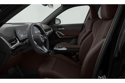 BMW IX1 xDrive30 xLine | PANO | 