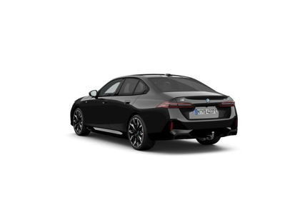 BMW i5 eDrive40 | TOWB | PANO | DRIVE 