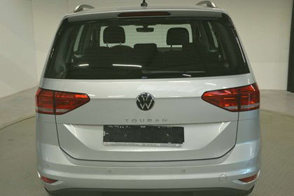 Volkswagen Touran 1.5 TSI Trendline 7 ZITPLAATSEN