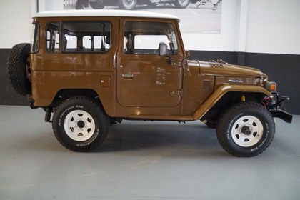 Toyota LANDCRUISER FJ40 Hardtop Fully Restored ! (1980)