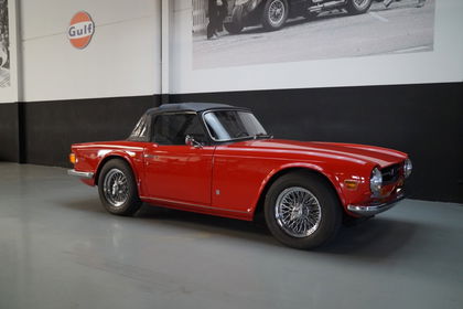 Triumph TR6 Restored Beautiful Driver (1970)