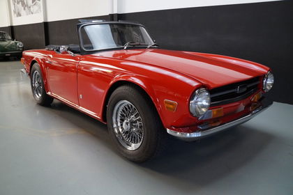 Triumph TR6 Restored Beautiful Driver (1970)