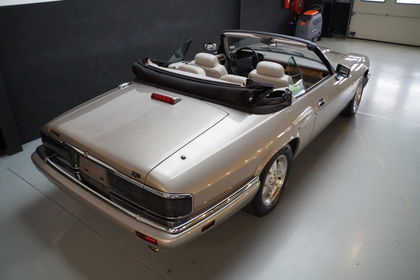 Jaguar XJ-S Convertible Super low mileage Survivor (1995)