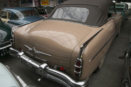 Packard Deluxe Cabriolet 