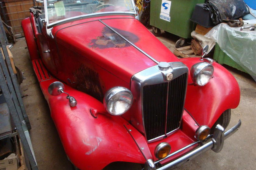 MG TD red 27236