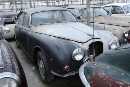 Jaguar MK2 RHD to restore  