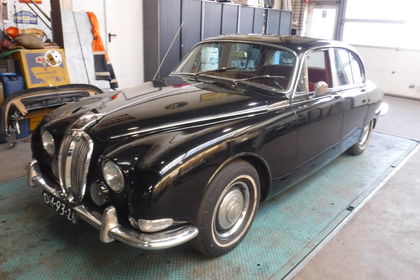 Jaguar 3.8S type zwart 