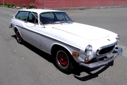 Volvo 1800 ES white 3696 