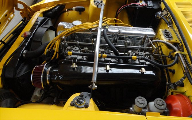 Datsun 240Z bright yellow 