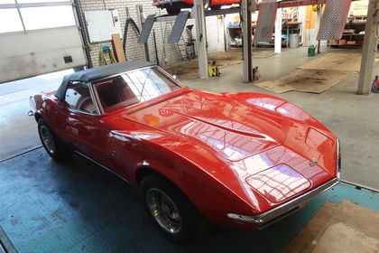 Chevrolet Corvette 69 Roadster Red 