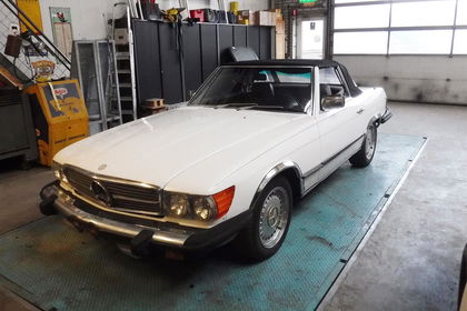 Mercedes 380SL Roadster white 