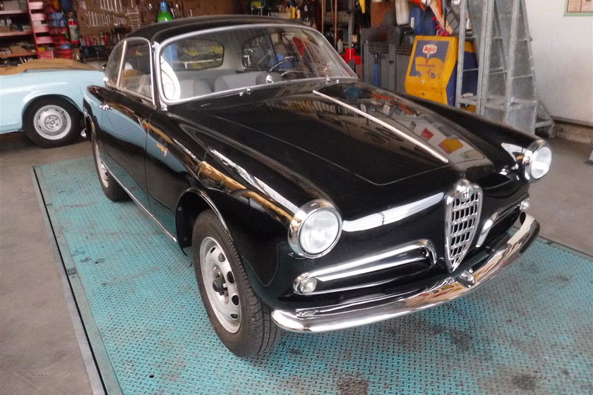 Alfa Romeo 1300 Sprint type 750 