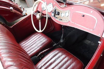 MG TD 1952 red 