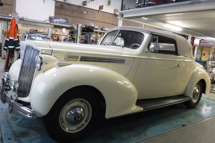 Packard 120 convertible -  Creme 