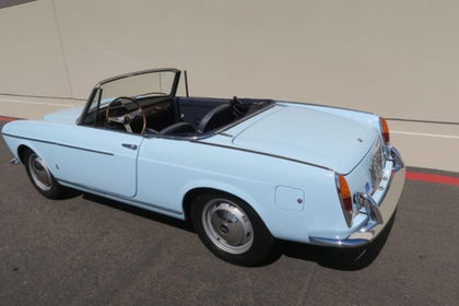 Fiat 1500S spider blue  