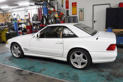 Mercedes 500SL White 