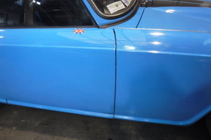 Triumph TR4 blue Surrey top  