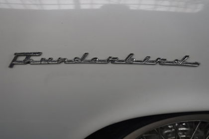 Ford Thunderbird 1957 